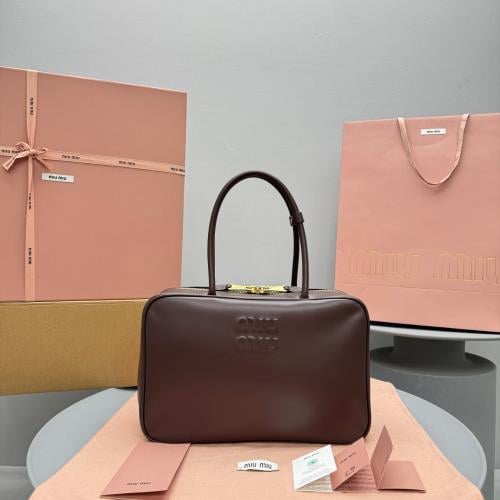 MIU MIU