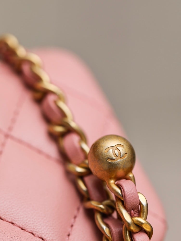 CHANEL- mini