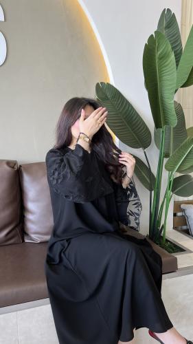عباية باكمام دانتيل