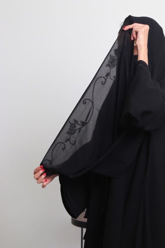 طرحه بتطريز يدوي اسود