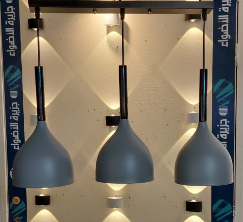 علاقي ثلاثي رمادي بأسود E27