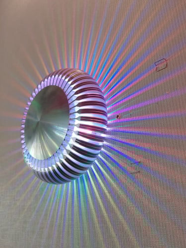 جداري داخلي ملون