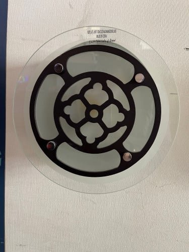 ثرياء لطش مدور وسط اسود E27