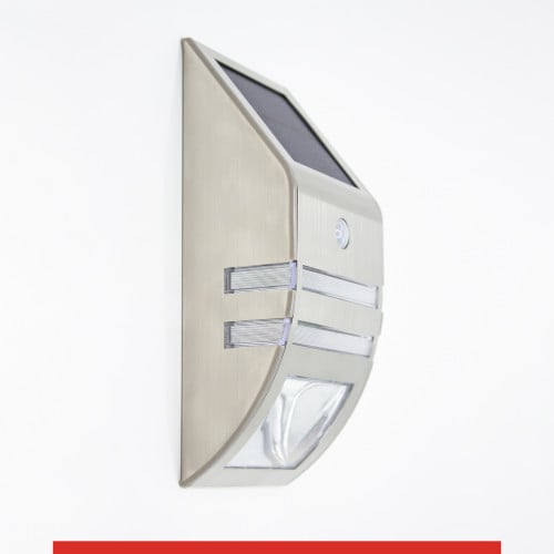 طاقة شمسية جداري