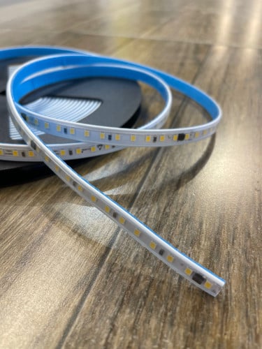 لي انارة لاصق مباشر 10 وات بالمتر  اللون اصفر 3000K