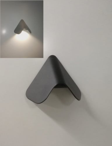 جداري LED خارجي 7wهرمي اتجاه واحد باللون الاصفر k3000