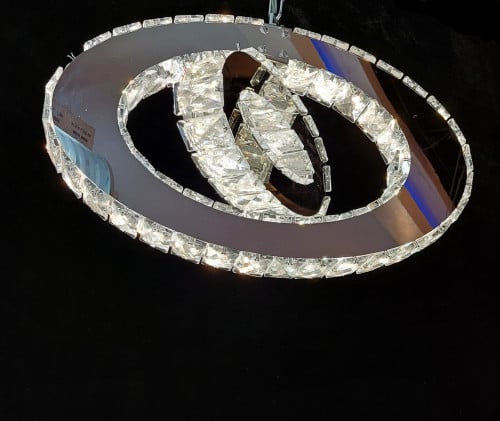 ثرياء LED بيضاوية RGB