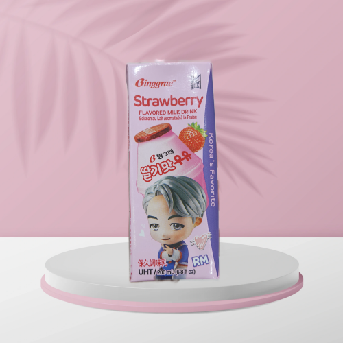 حليب بالفراولة الكوري