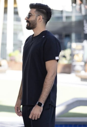 سكراب طبي رجالي - اسود