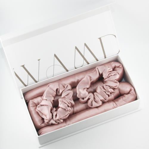 Light Pink Heatless Curling Set