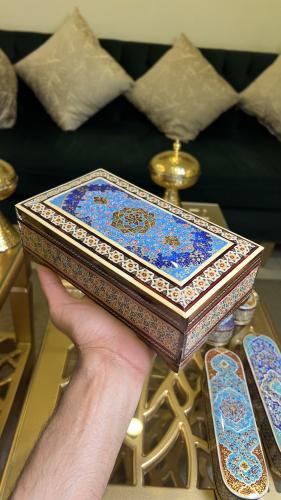 علبة خشب فاخرة