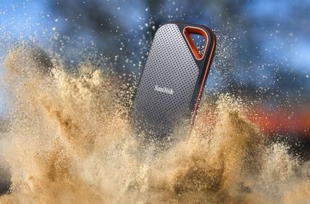 محرك أقراص محمول SSD إكستريم من سان ديسك متوفر بسعة 1 تيرا و 2 تيرا و 4 تيرا