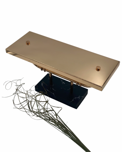 صينية تقديم من الاستيل الذهبي وقاعده رخاميه