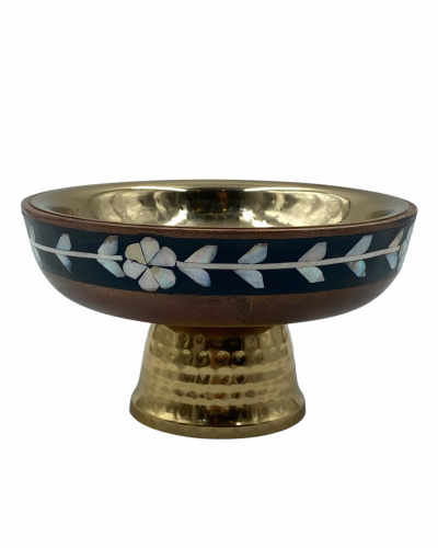 صحن خشب هندي مدور مزخرف بقاعدة ذهبي