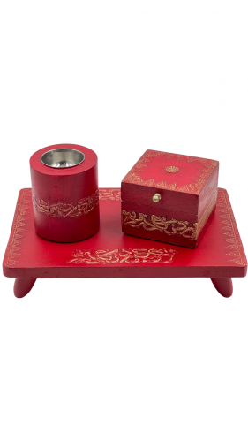 طقم خشبي فاخر من مبخره  وصينيه و صندوق بزخرفة جميلة لون احمر