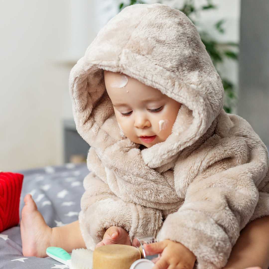 العناية بالطفل