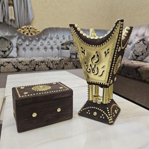 مبخرة حايلية كبير وعلبة للعود بمسامير نحاس