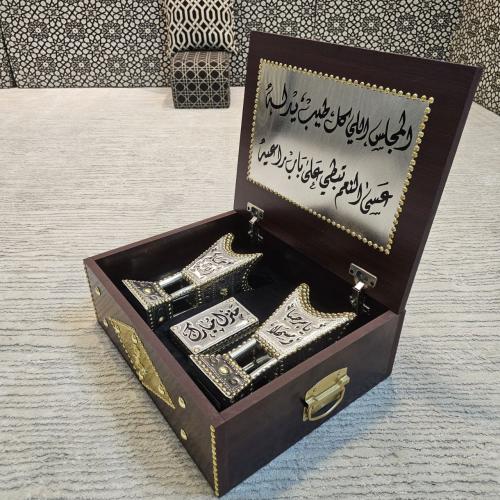 طقم إهداء مبخرتين 29 وعلبة للعود وصندوق شامل التوص...