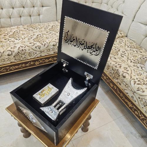 طقم إهداء مبخرة مسامير فاخر وعلبة للعود شامل التوص...