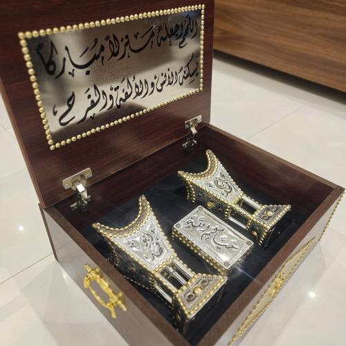 طقم إهداء مبخرتين 26 سم وعلبة للعود وصندوق شامل التوصيل