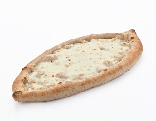 فطيرة جبن موزريلا