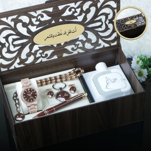 اطقم ساعة رجالية تصميم شبابي وحصري مع إكسسوارات مو...