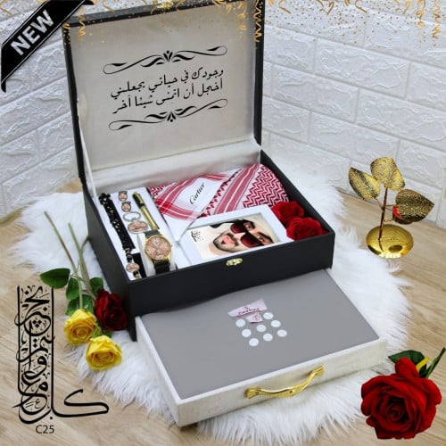 بوكس هدايا رجالي قماش وشماغ فخمة مع مجموعة إكسسوار...