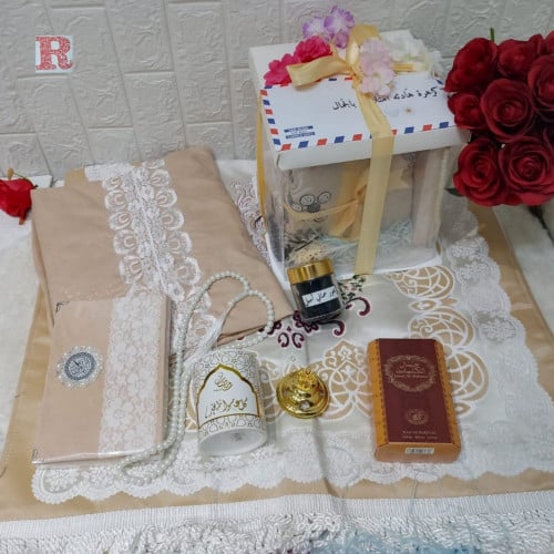 بوكس هدية رمضانية اسلامية راقية بطقم صلاة مميز مع...