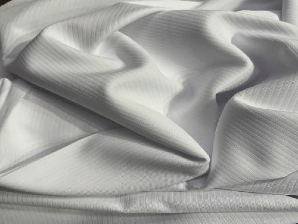 عروض الأقمشة الرجالية اليوم الوطني 95