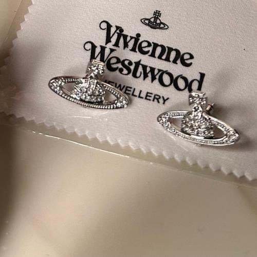 حلق Vivienne Westwood شحن فوري