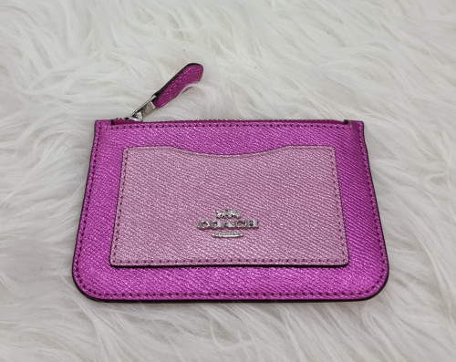 كارد هولدر كوتش^^