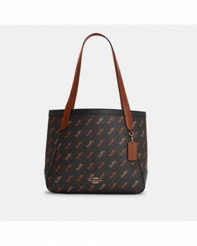 شنط كوتش الحجم كبير مع سير قصير يتعلق بالكتف^^