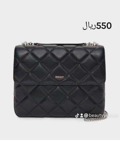 شنط دكني الحجم وسط مع سير طويل وسير قصير يتعلق بالكتف^^