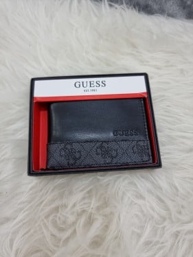 محافظ قس اسود^^