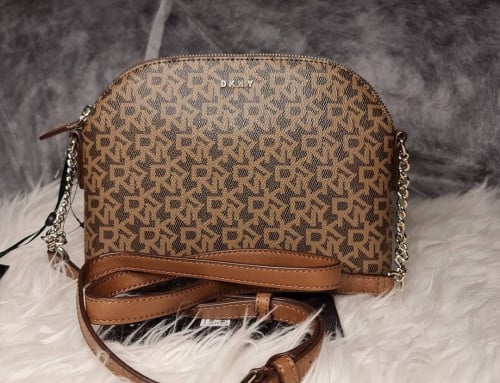 شنط دكني الحجم صغير سير طويل^^