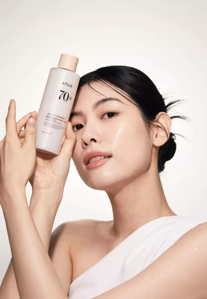 تونر التوهج بخلاصة الأرز