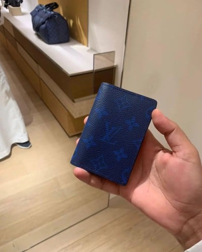 محفظه Louis Vuitton مع الملحقات