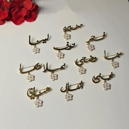 بروش بناتي مع الوردة