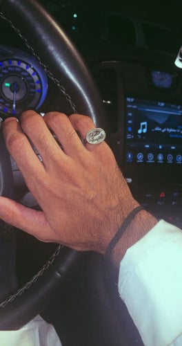 خاتم فضة رجالي مطعم بحجر مطفي