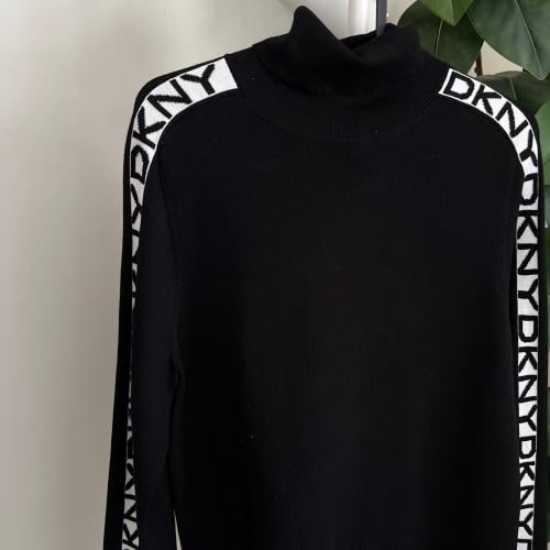 سويتر دكني اسود