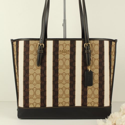 شنطة كوتش للكتف Mollie tote