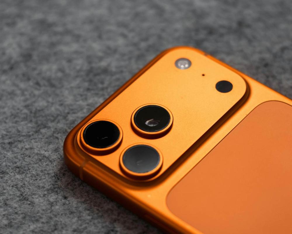 دليلك الكامل لجهاز iPhone 17 Pro Max: المواصفات، التصميم، وأبرز الترقيات