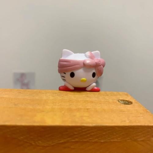 Hello Kitty × Angel (صندوق مفاجآت عشوائي)