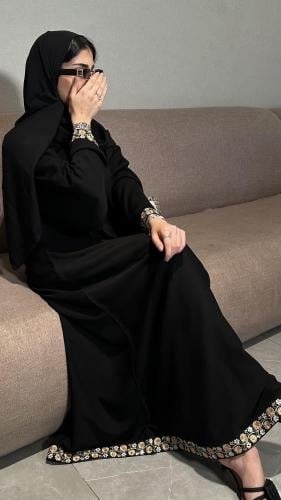 عباية كتان نص كلوش ورد