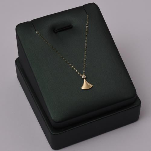 عقد ذهب عيار18