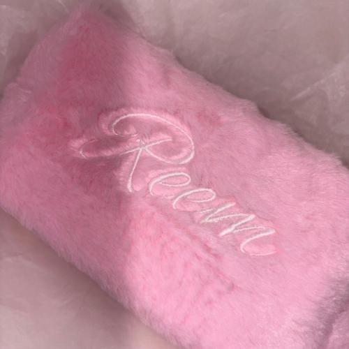 Fluffy Customized Makeup bag /شنطة مكياج ناعمه مصم...