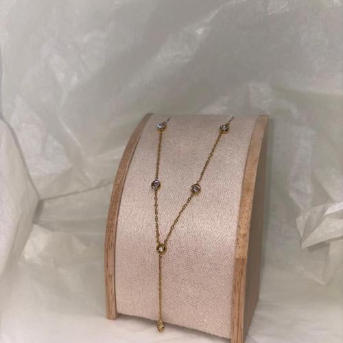 سلسلة على شكل Y ي/Y Shaped Necklace