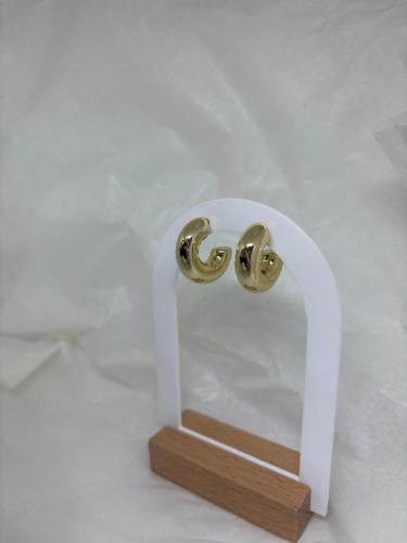 حلق / Hoop Earring