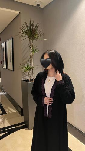 G52