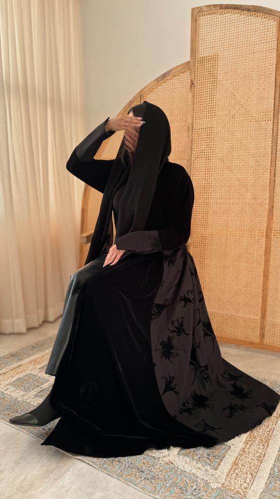 عباية الليل المخملي